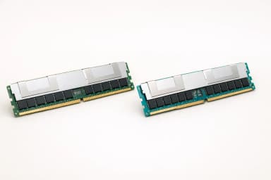 Серверная память DDR4 vs DDR5: что выбрать